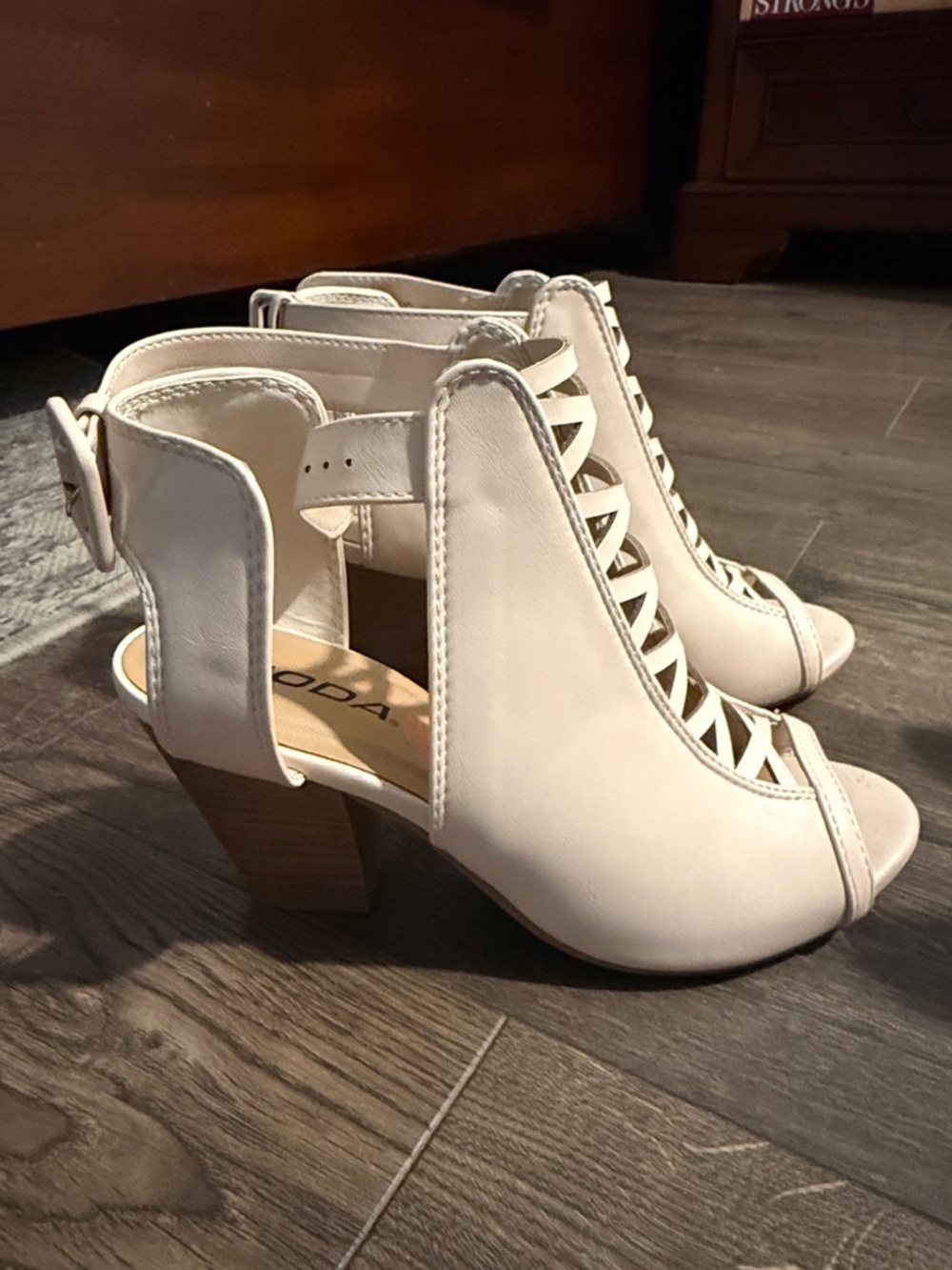 Soda Cream Cutout Peep-Toe Block Heels
